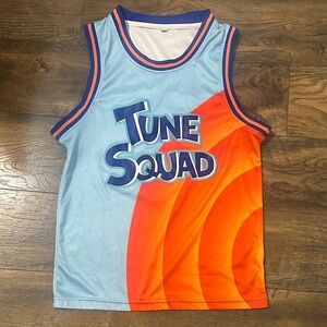 Tune Squad sleeveless basketball jersey inspired by the movie Space Jam size M